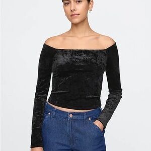 GAP Black Velvet Cropped Off-Shoulder Top